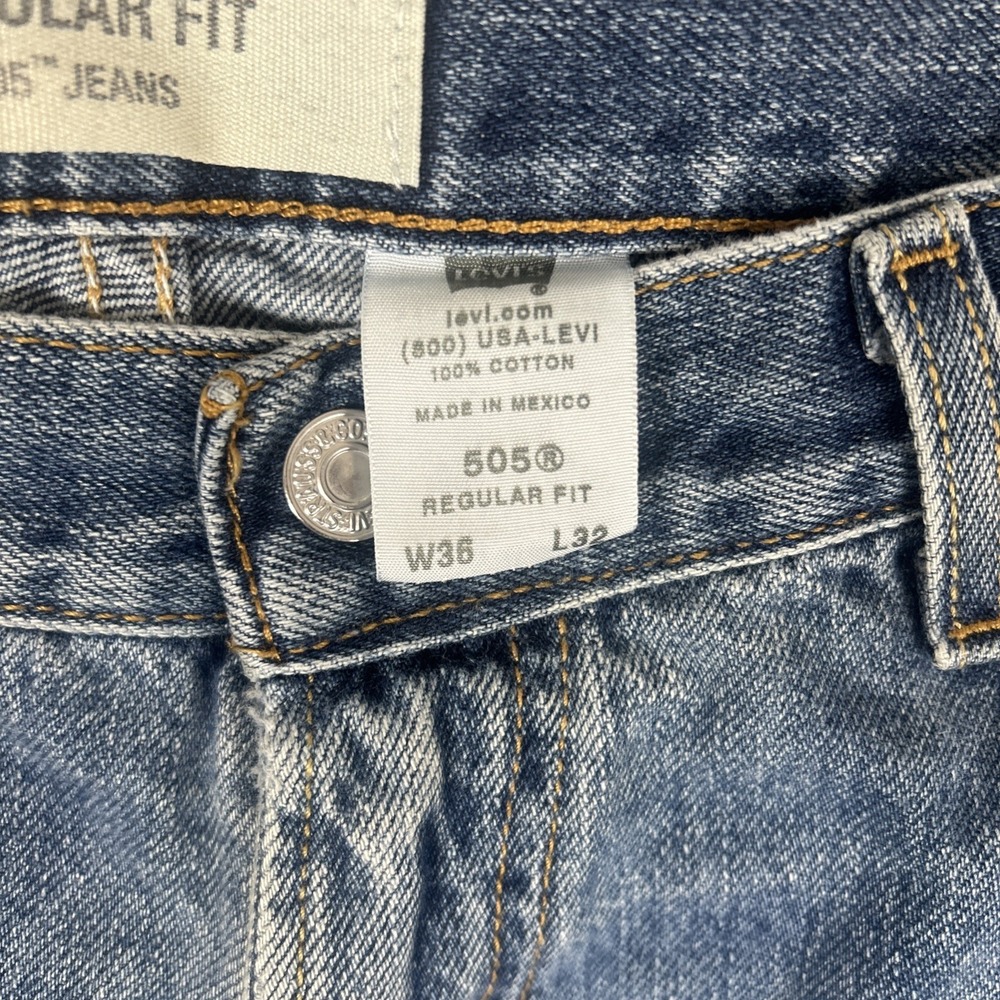 Vintage Levis 505 Jeans Mens 36x32 Blue Regular Fit Straight Leg Y2K Medium Wash - Picture 2 of 8